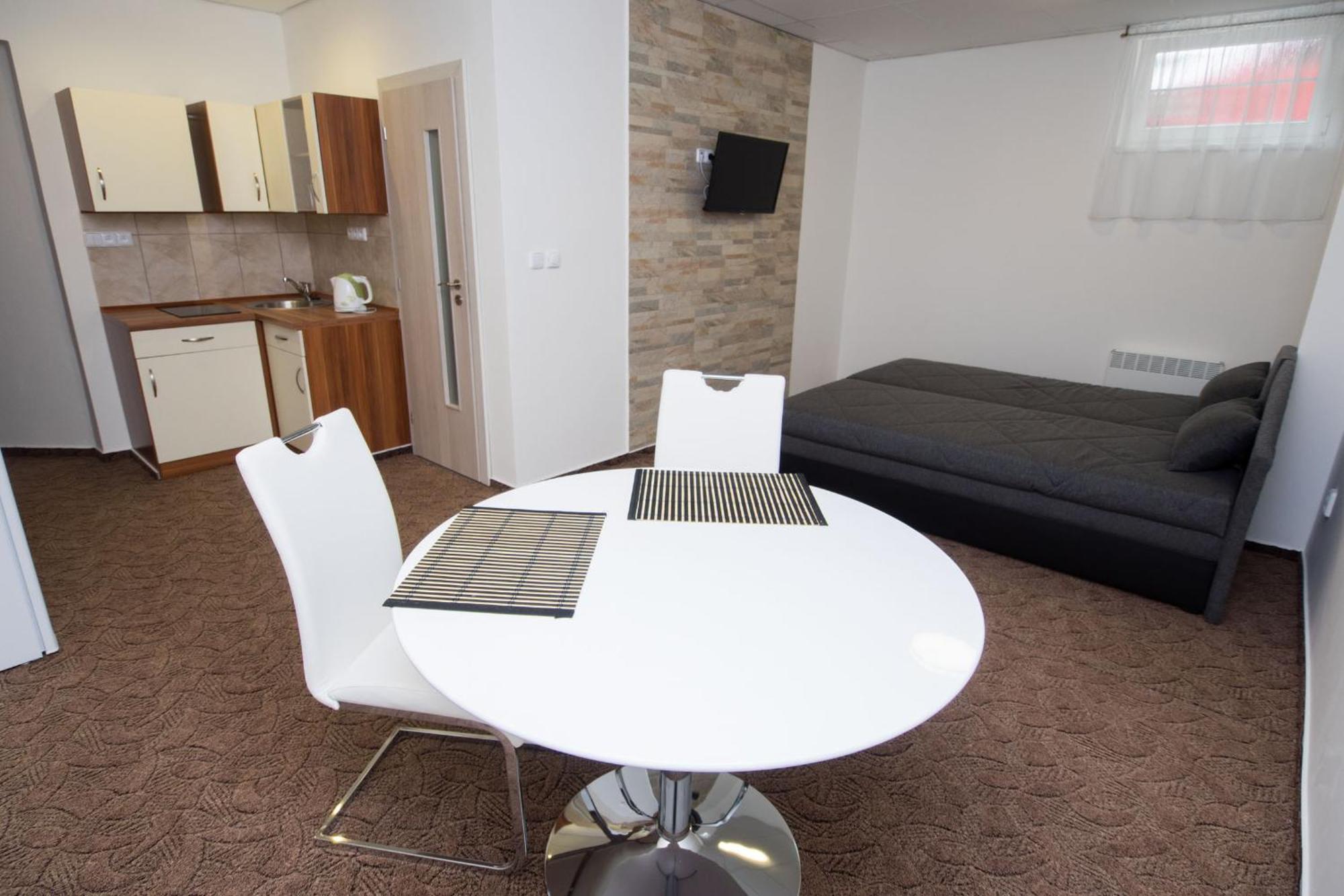 Apartmany Anna Nicole Карловы Вары Экстерьер фото