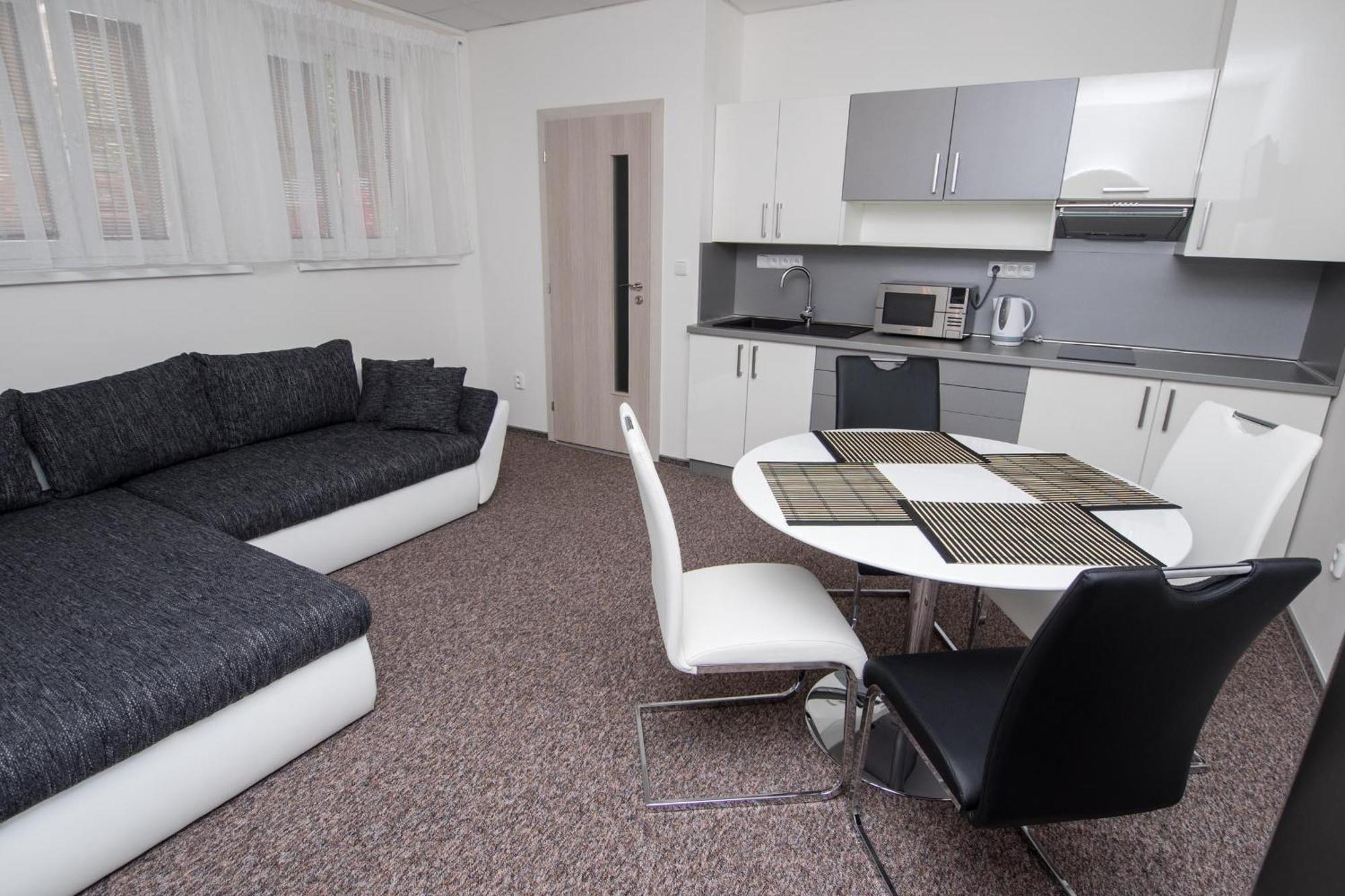 Apartmany Anna Nicole Карловы Вары Экстерьер фото